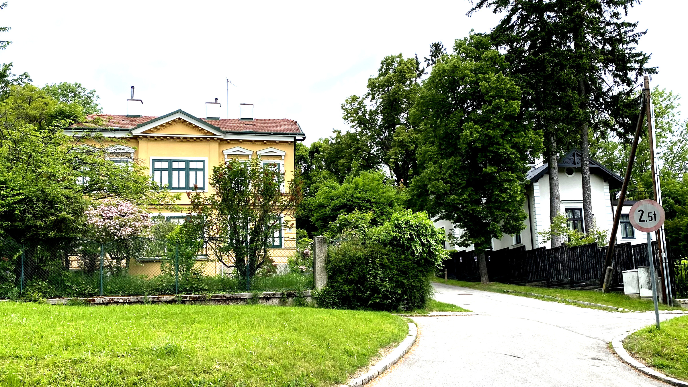 Pötzleinsdorfer Straße 136 und 138, Foto von Wolfgang glock